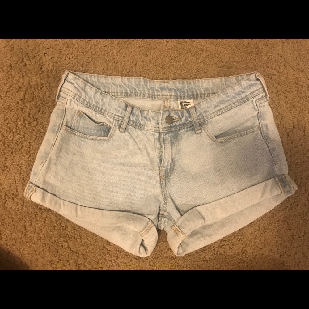Light wash denim shorts